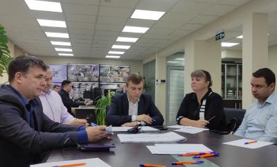 Ситуацию с ожиданием сигнала светофора для пешеходов в центре Рязани пообещали исправить