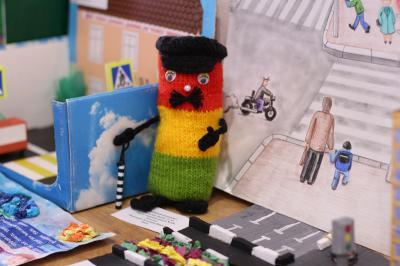 Рязанские школьники творчески подходят к правилам дорожного движения 