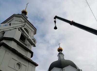 Архангельский храм под Михайловом обрёл новые колокола