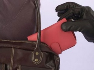 В Клепиковском районе у пенсионерки украла деньги сверстница