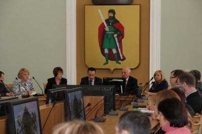 Рязань борется с аномальным снегопадом