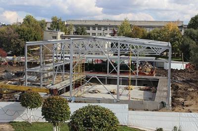 Начато возведение стен бассейна РязГМУ