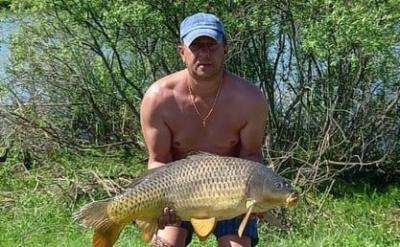 В Пронском районе рыбак поймал 13-килограммого карпа