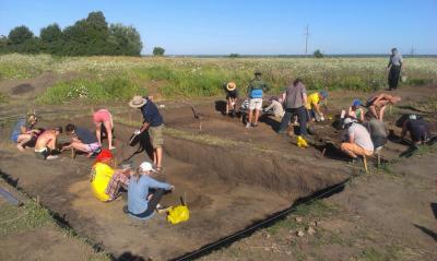 День археолога студенты РГУ имени Есенина встретят в рабочей обстановке