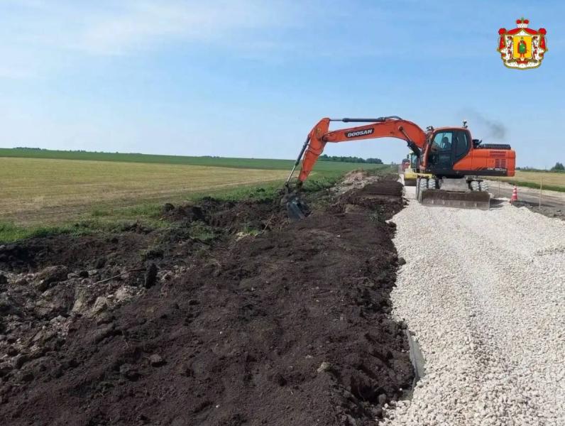 В Сараевском округе АО «Рязаньавтодор» ремонтирует участок трассы Сапожок–Сараи–Борец–Шацк