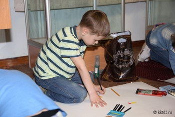 Юные рязанцы нарисовали подводный мир