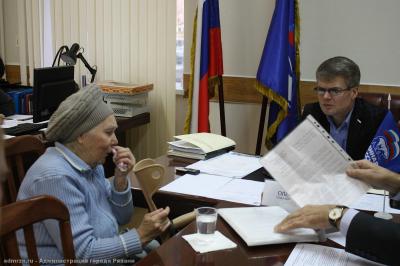 Олег Булеков поручил изыскать возможности для организации сквера на улице Новой