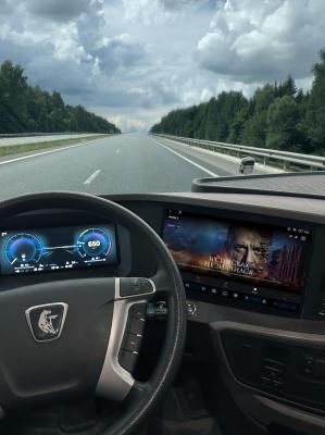 В автомобилях «Камаз» стали доступны онлайн-кинотеатр, музыка и книги Wink