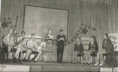 Пришельцы с неизвестной планеты соорудили причёски рязанским юношам