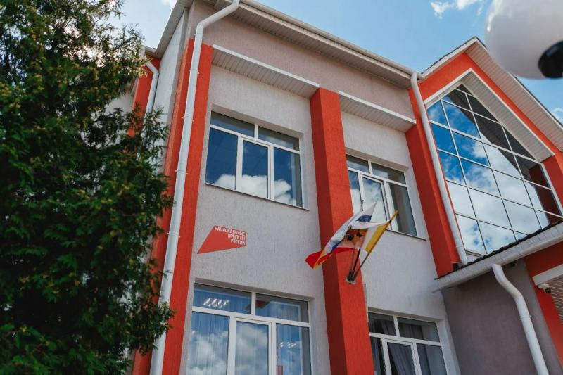 Павел Малков оценил ремонт Дворца культуры в Александро-Невском