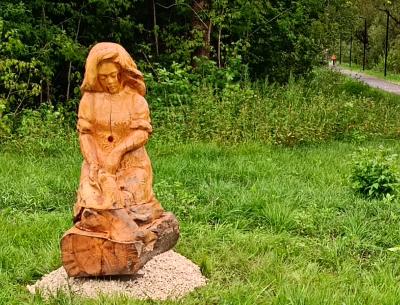 Женщина-Мещёра появилась в центре Спас-Клепиков в Рязанской области