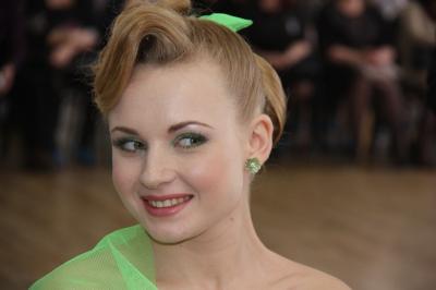 Образ стиляги 60-х признан лучшим на конкурсе парикмахеров в Сасово