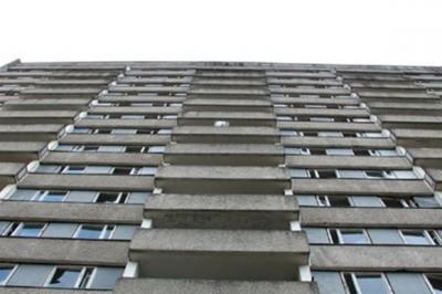 Один из первых в Рязани небоскрёбов рассыпается на глазах