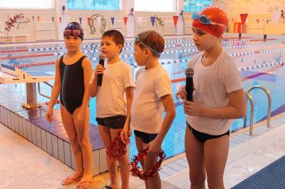 Юных жителей Сасово научили плавать