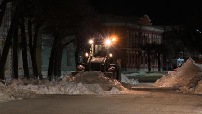 Из Рязани продолжают вывозить снег