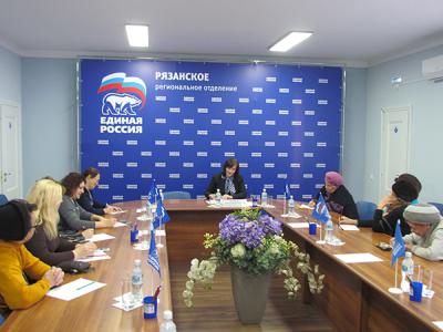 Рязанцам рассказали, как получить компенсации за капремонт и оздоровление детей