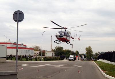 На авиационной площадке БСМП Рязани приземлился первый вертолёт
