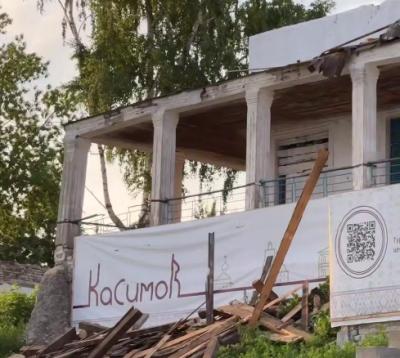 В Касимове убрали крышу здания речного вокзала