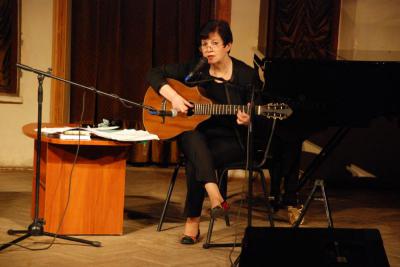 Вероника Долина