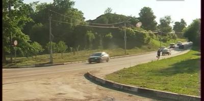 На Кремлёвском валу провалился асфальт