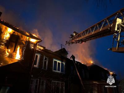 Пожар на улице Лесопарковой в Рязани локализовали