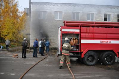 В Турлатово горел цех по производству постельных принадлежностей