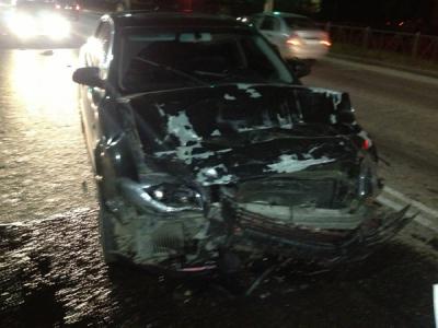 Нетрезвый рязанец отвлёкся на разговор по мобильнику и въехал в иномарку на светофоре