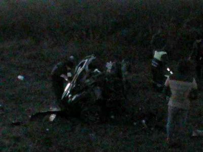 В Захаровском районе ВАЗ-2112 влетел в фуру, водиль легковушки погиб