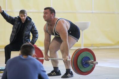 В Сасово прошло первенство Рязанской области по пауэрлифтингу среди юниоров