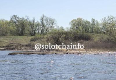 В Солотче унесло деревянный мост