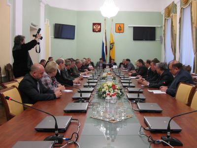 Депутаты в Рязанской области начали работать над посланием президента РФ