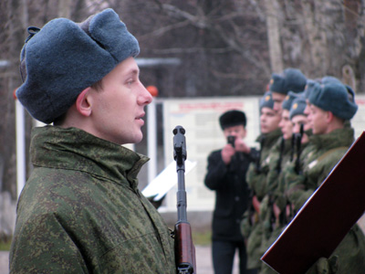 Под Рязанью солдаты срочной службы приняли присягу