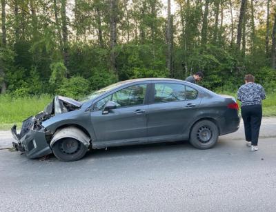 В Дягилево пострадала водитель Mazda, столкнувшаяся с Peugeot