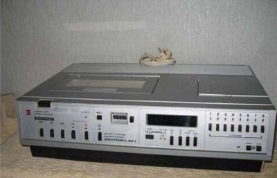 У жителя Захаровского района украли видеомагнитофон