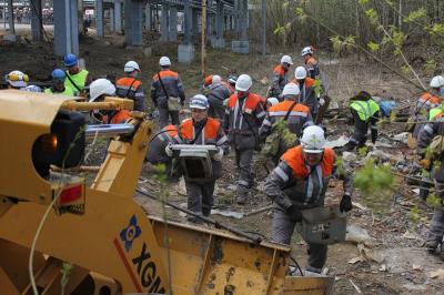 Сотрудники РНПК вышли на экосубботник