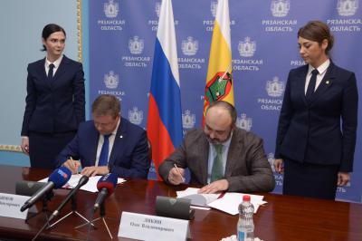 Николай Любимов подписал соглашение с АО «Окская птицефабрика»