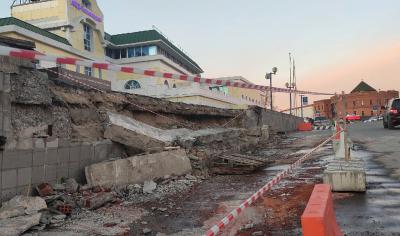 Рухнувшую на Заводском проезде в Рязани стену отремонтируют