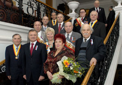 Олег Ковалёв вручил награды почётным гражданам Рязанской области