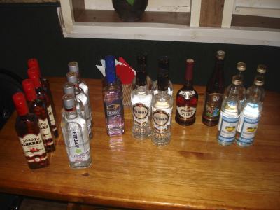 Рыбновские полицейские пресекли торговлю контрафактным спиртным в кафе