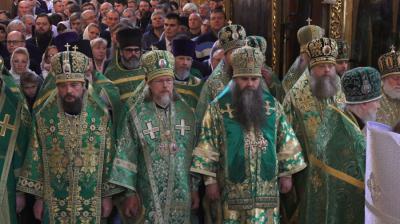 Митрополит Марк сослужил патриарху в Троице-Сергиевой Лавре