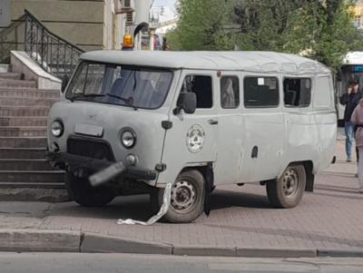 По факту ДТП с «буханкой» в центре Рязани проводится проверка