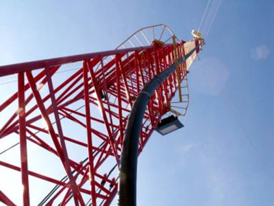 Николай Любимов побывал в региональном радиотелевизионном передающем центре