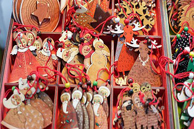 Рязанцев приглашают поучаствовать в новогодней ярмарке