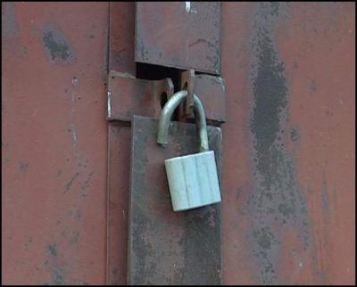 Из гаража рязанца увели железного коня