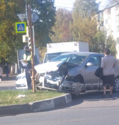 В Горроще Volkswagen влетел в столб