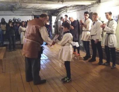 Юные рязанцы показали себя в историческом фехтовании и стрельбе из лука