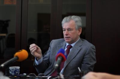 Николай Булаев: «Давайте совершенствовать ЕГЭ, а не менять правила сдачи экзаменов»