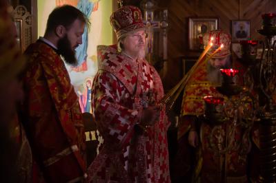 Митрополит Марк провёл богослужение в Михайловском районе