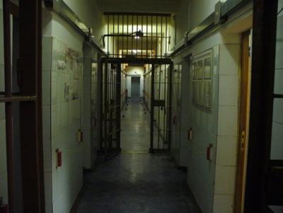 В Михайловском районе в ИВС повесился осуждённый