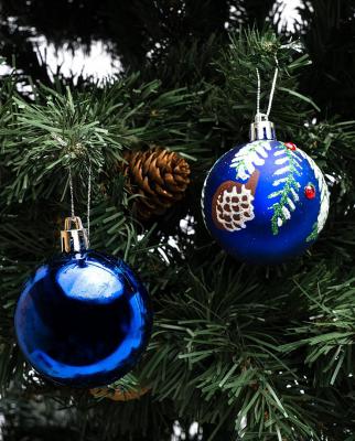 Рязанцам рассказали, как выбрать безопасные ёлочные игрушки